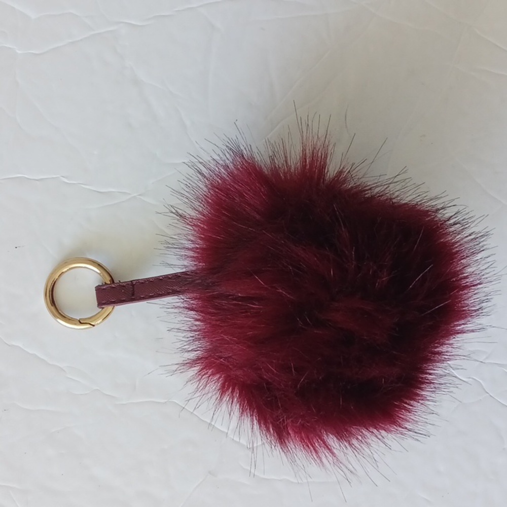WINE RED POM-POM FUR KEY FOB PURSE HANDBAG CHARM KEY CHAIN